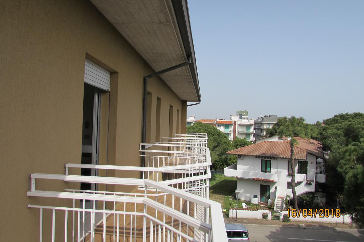 Hotel Toschi Lido di Classe Exterior photo